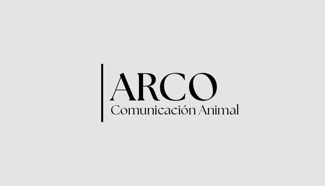 Logo de ARCO comunicación animal