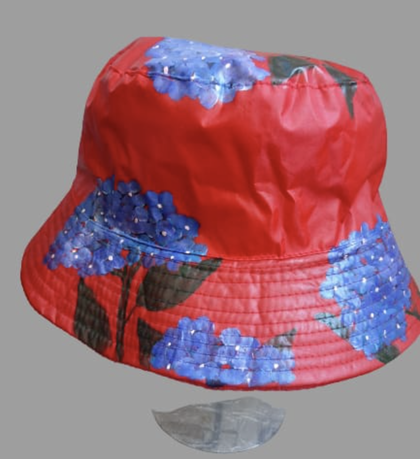 Sombrero de lluvia rojo con hortensias